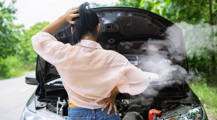 dấu hiệu hao nước làm mát ô tô