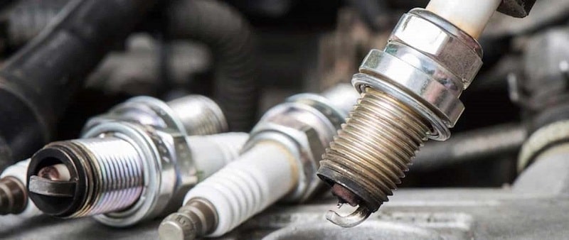 lỗi bugi làm báo đèn check engine trên xe đức