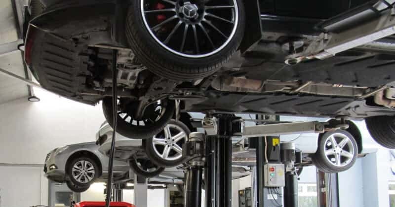 Sửa Hộp Số Tự Động Xe Đức – Những Dấu Hiệu Cảnh Báo Sớm Nhất