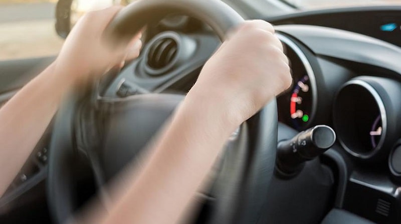 dấu hiệu động cơ ô tô bị rung là gì
