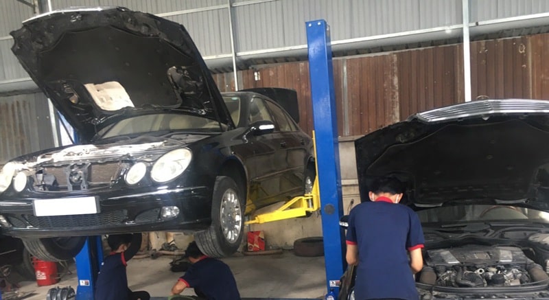 kiểm tra xi nhớt mercedes bmw tại tphcm